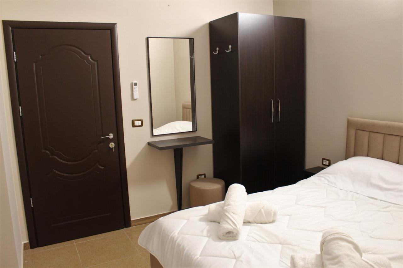 Hotel Vila Maledhi بيرات المظهر الخارجي الصورة