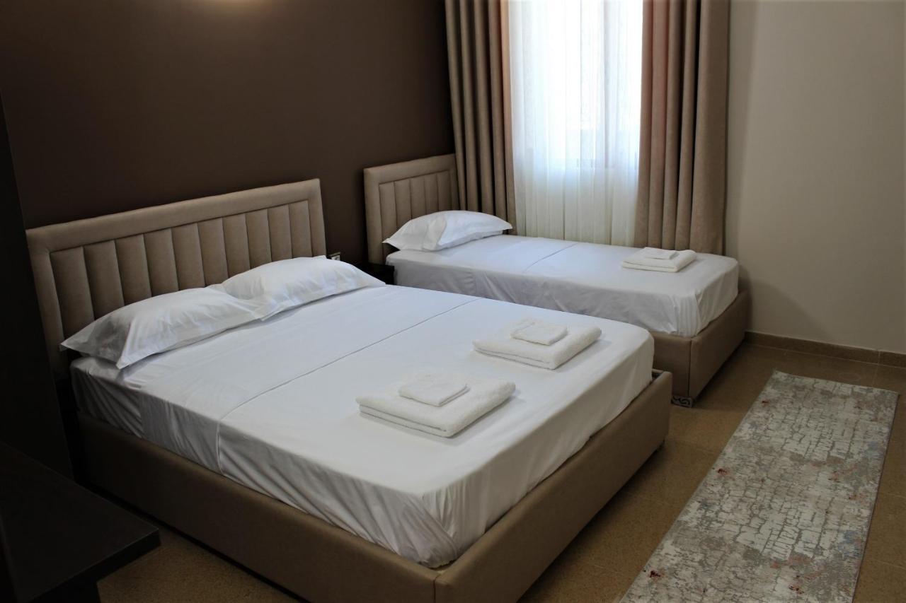 Hotel Vila Maledhi بيرات المظهر الخارجي الصورة