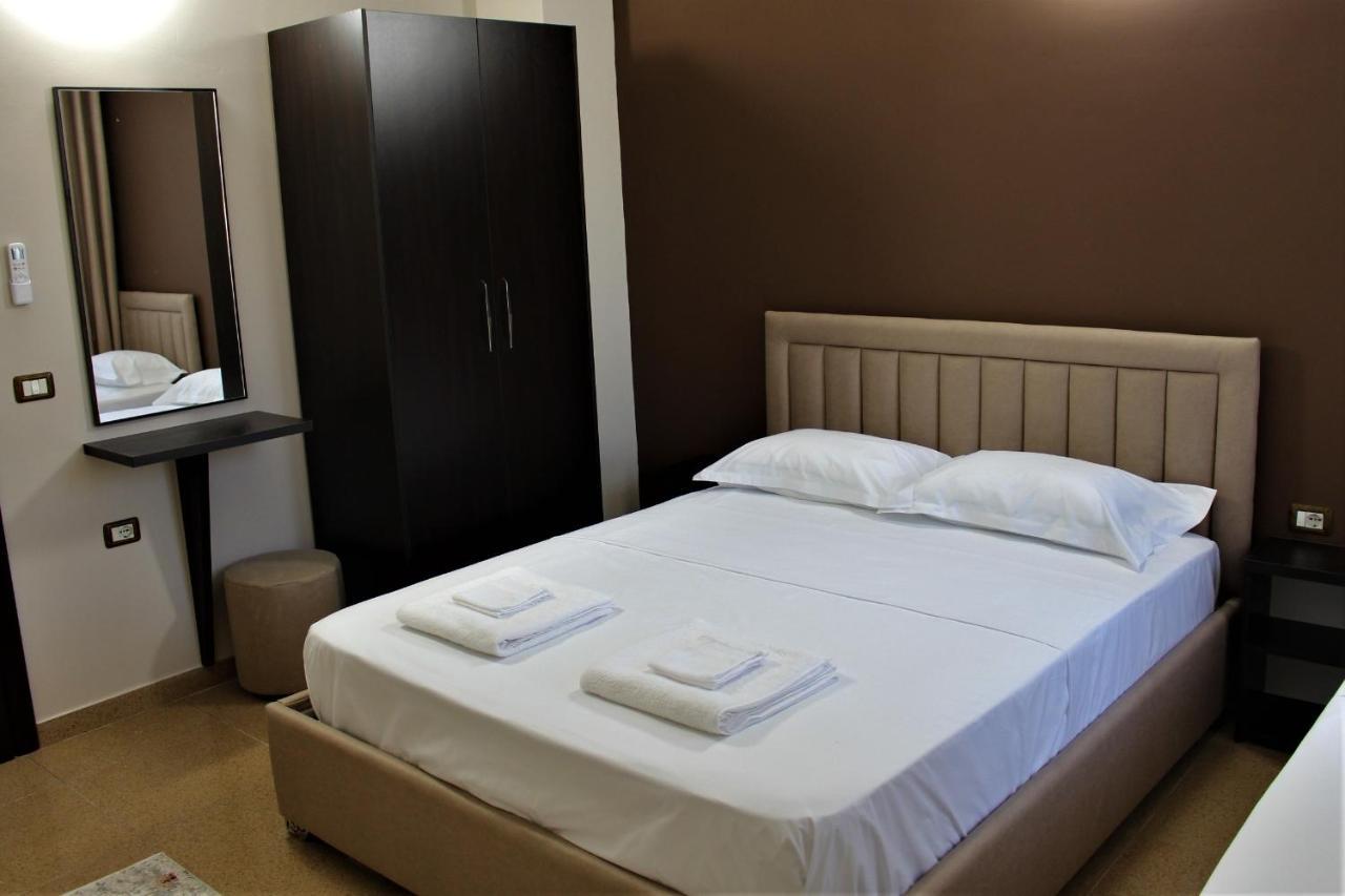 Hotel Vila Maledhi بيرات المظهر الخارجي الصورة