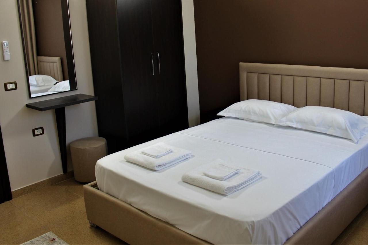 Hotel Vila Maledhi بيرات المظهر الخارجي الصورة