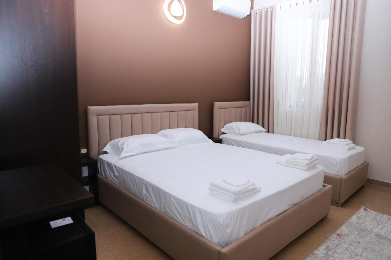 Hotel Vila Maledhi بيرات المظهر الخارجي الصورة