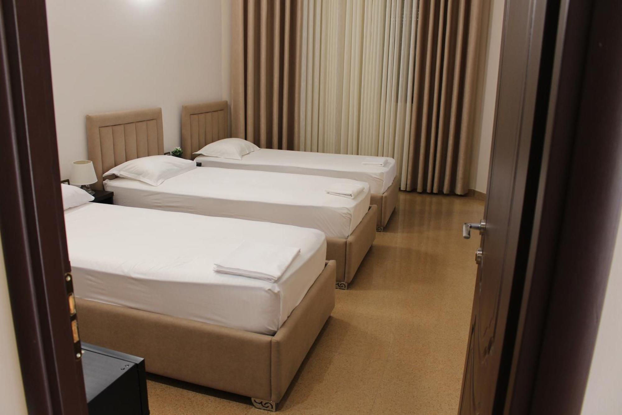 Hotel Vila Maledhi بيرات المظهر الخارجي الصورة